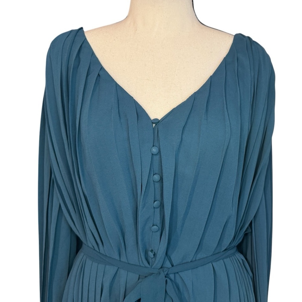 Endless Rose Pleated Romper New With Tags - Picture 4 of 12